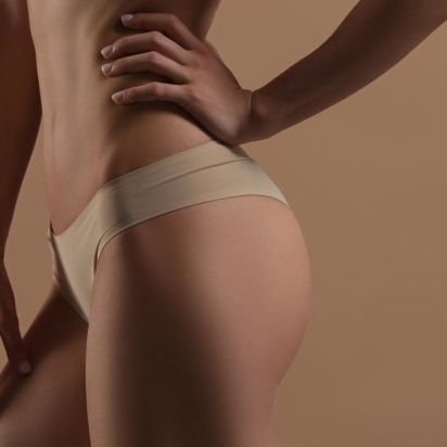 Patientin nach einer Schamlippenverkleinerung